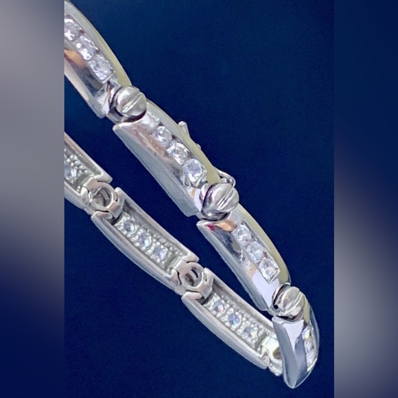 STERLING SILVER 925 CZ SCREW DESIGN LINK Tennis BRACELET - Picture 7 of 7